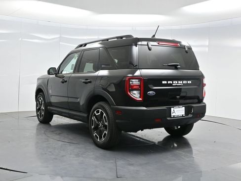 Used 2023 Ford Bronco Sport Outer Banks w/ Tech Package AWD/4WD image 6
