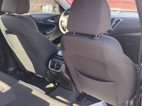 Used 2023 Chevrolet Malibu LT image 13