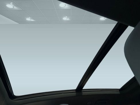 New 2026 Volkswagen Tiguan SE R-Line image 13