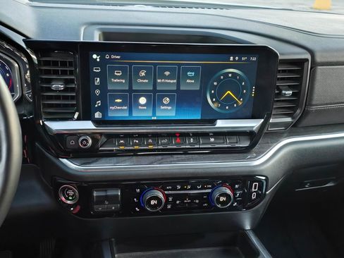 Certified 2024 Chevrolet Silverado 1500 LTZ w/ LTZ Premium Package image 19