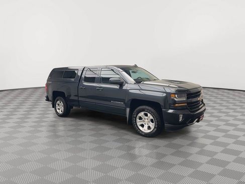 Used 2017 Chevrolet Silverado 1500 LT w/ All Star Edition AWD/4WD image 31