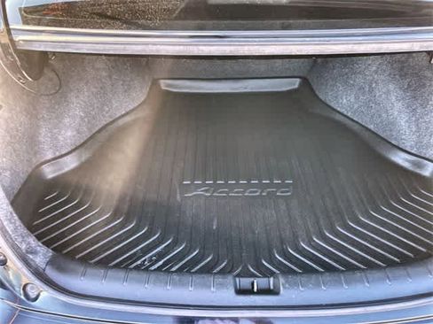 Used 2015 Honda Accord Sport image 20