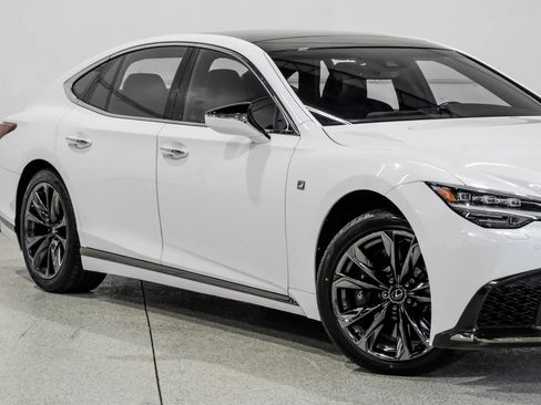 Used 2021 Lexus LS 500 F Sport w/ Accessory Package (Z2) image 11