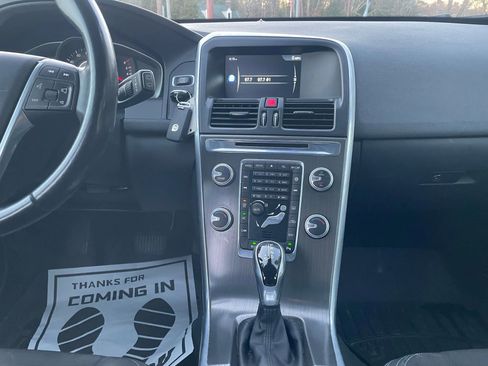 Used 2016 Volvo XC60 T5 image 26