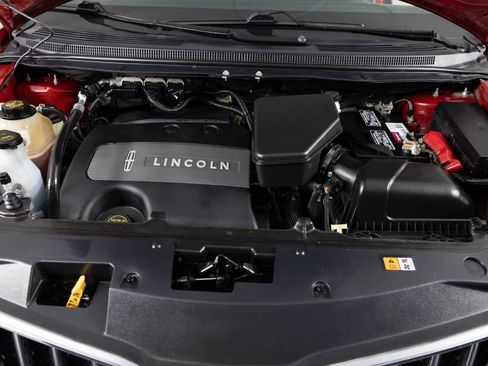 Used 2013 Lincoln MKX AWD image 40
