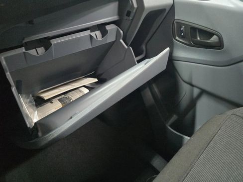 Used 2017 Ford Transit 150 XLT image 24