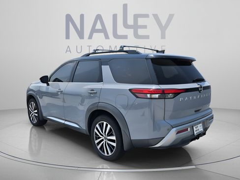 Used 2022 Nissan Pathfinder Platinum w/ Cargo Package AWD/4WD image 3
