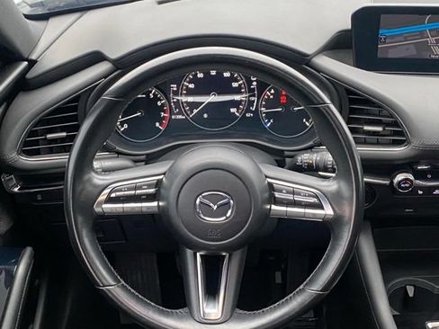 Used 2021 MAZDA MAZDA3 s FWD image 12
