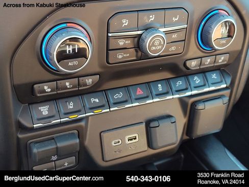 Used 2022 Chevrolet Silverado 2500 High Country w/ Safety Package II image 27