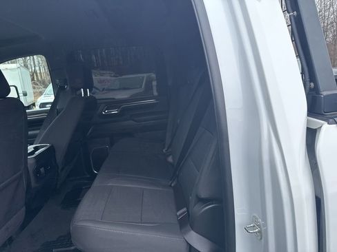 Used 2024 Chevrolet Silverado 3500 LT w/ Convenience Package image 13