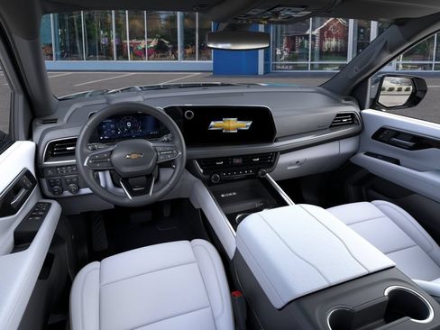 New 2026 Chevrolet Tahoe Premier w/ Sun And Tow Package AWD/4WD image 15