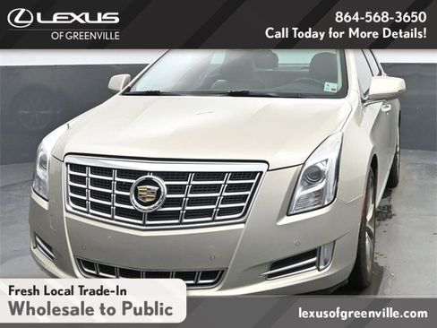 Used 2013 Cadillac XTS Premium image 3