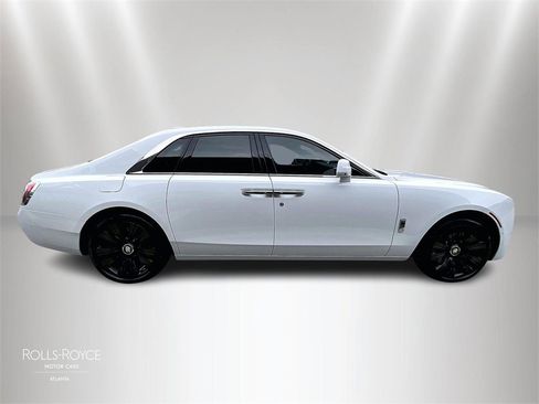 Certified 2021 Rolls-Royce Ghost image 6