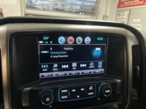 Used 2017 Chevrolet Silverado 1500 LT w/ All Star Edition image 21