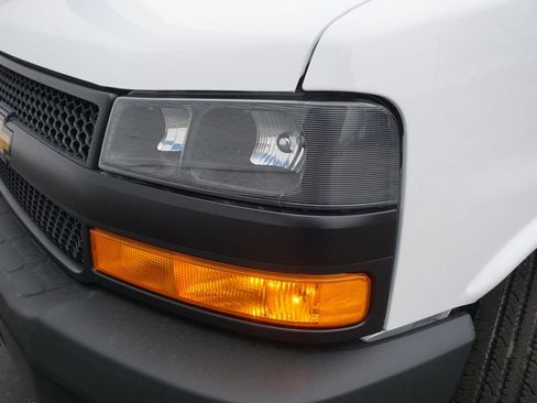 New 2026 Chevrolet Express 3500 Extended w/ Driver Convenience Package image 22