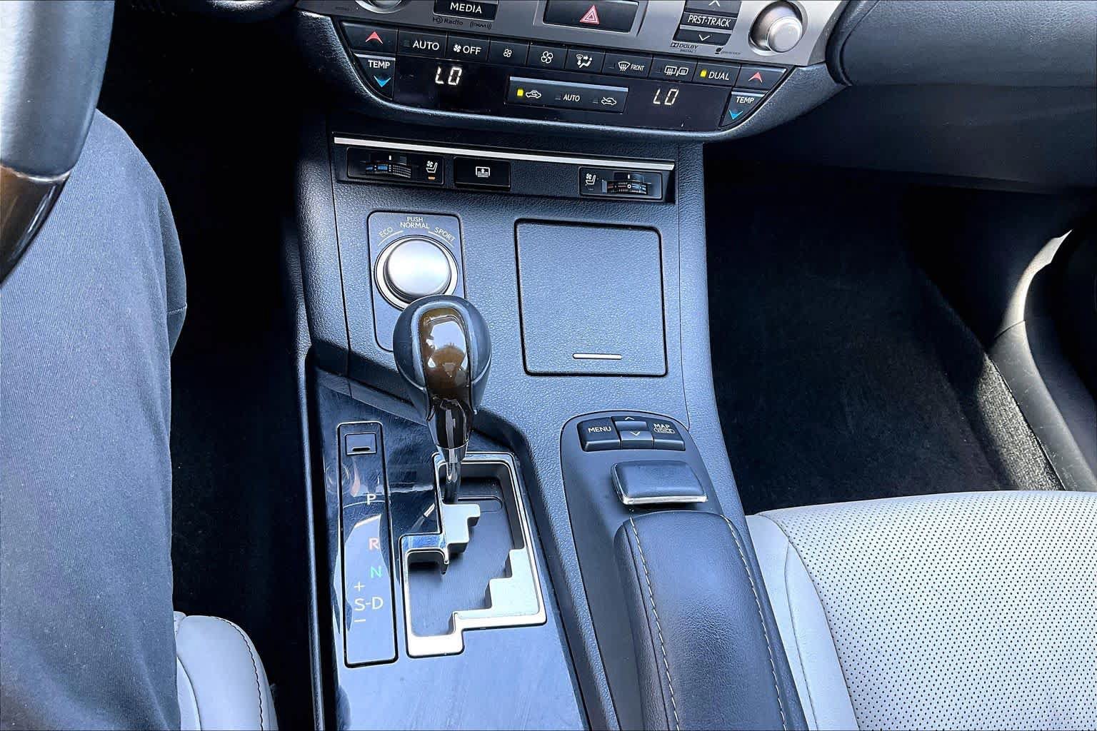 Used 2014 Lexus ES 350 w/ Luxury Package FWD image 35