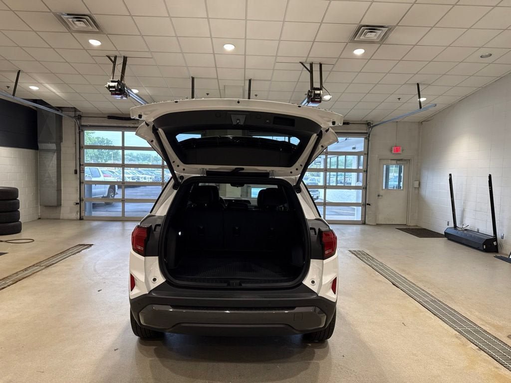 New 2027 GMC Terrain Elevation w/ Elevation Premium Package AWD/4WD image 16