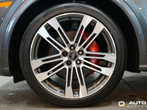 Used 2018 Audi SQ5 Prestige image 10