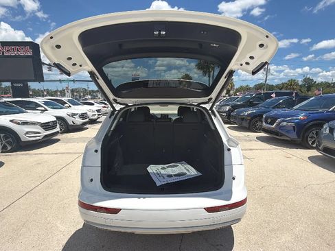 Used 2019 Audi Q5 2.0T Premium w/ Convenience Package AWD/4WD image 22