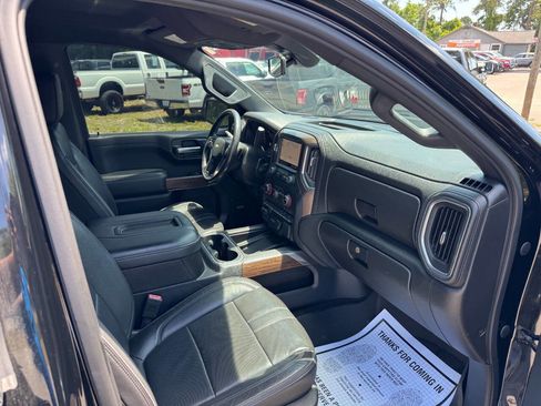 Used 2020 Chevrolet Silverado 1500 High Country w/ Safety Package II RWD image 16