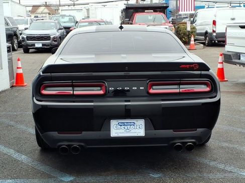Used 2018 Dodge Challenger SRT Hellcat image 5