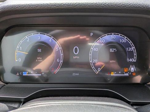 New 2025 Jeep Grand Cherokee L Laredo w/ Luxury Tech Group I image 11