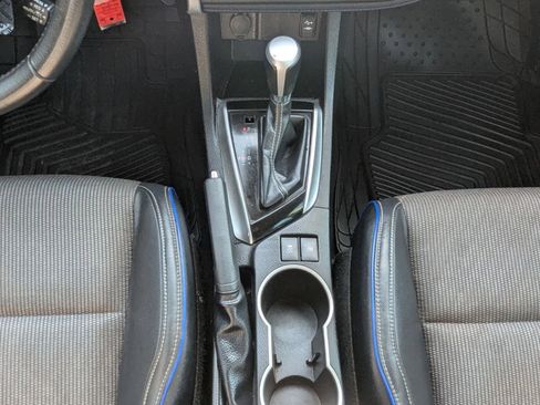 Used 2018 Toyota Corolla SE FWD image 17