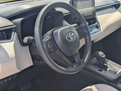 Used 2026 Toyota Corolla Cross L FWD image 7
