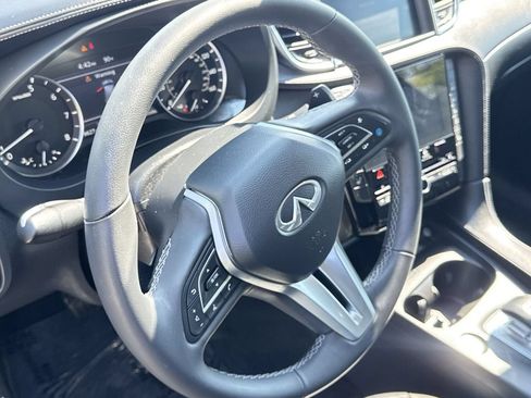 Certified 2023 INFINITI QX50 Luxe AWD/4WD image 11