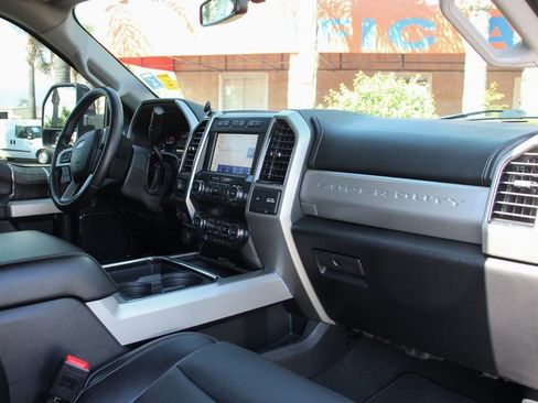 Used 2021 Ford F250 Lariat image 37