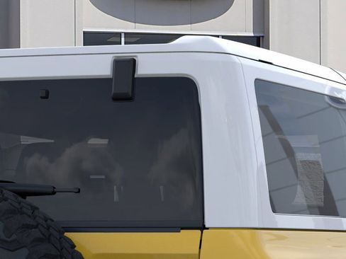 Used 2024 Ford Bronco Heritage Edition image 25