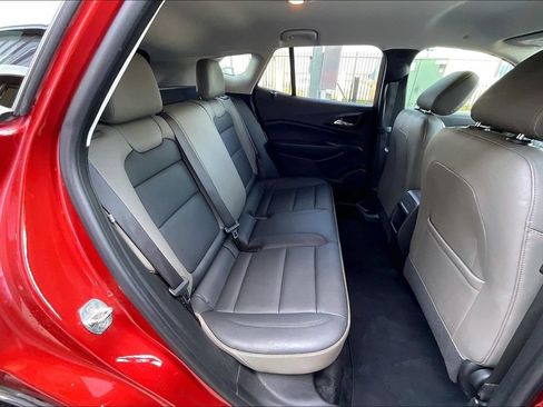 Used 2024 Chevrolet Trax ACTIV w/ Driver Confidence Package FWD image 27