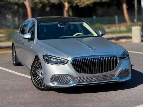 Used 2024 Mercedes-Benz Maybach S 680 4MATIC image 3