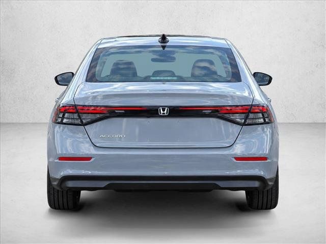 Used 2025 Honda Accord SE image 6