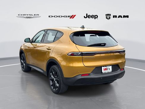 Used 2024 Dodge Hornet GT w/ Track Pack AWD/4WD image 4
