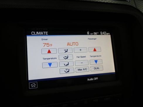 Used 2011 Ford Mustang Shelby GT500 w/ SVT Performance Pkg RWD image 39