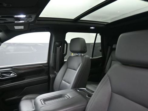 Used 2023 Chevrolet Tahoe LT w/ LT Signature Package image 11