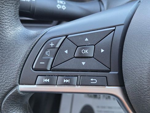 Used 2024 Nissan Altima 2.5 SV image 16