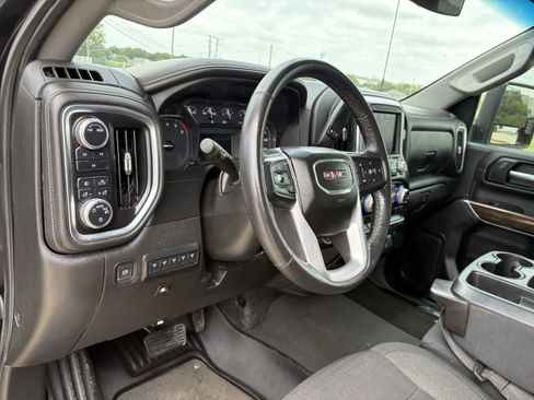 Used 2022 GMC Sierra 2500 SLE w/ SLE Convenience Package AWD/4WD image 31
