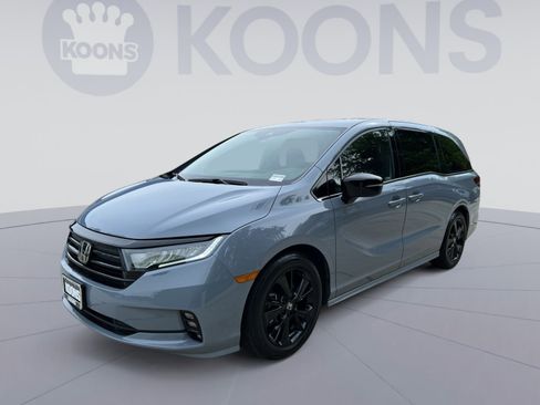 Used 2024 Honda Odyssey Sport image 5