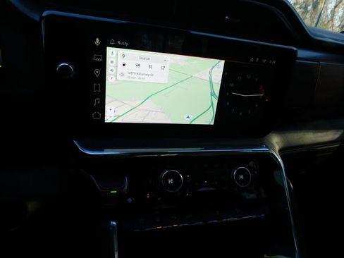 Used 2024 GMC Sierra 2500 Denali Ultimate image 7