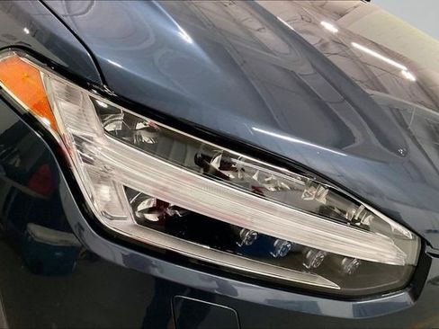 Certified 2024 Volvo XC90 T8 Ultimate w/ Protection Package Premier AWD/4WD image 33