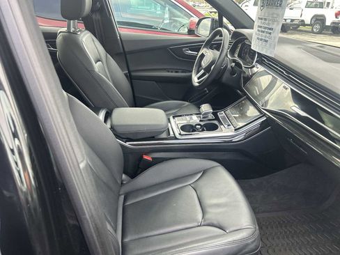 Used 2022 Audi Q7 2.0T Premium Plus AWD/4WD image 28
