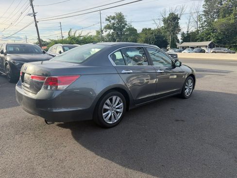 Used 2011 Honda Accord EX-L image 5