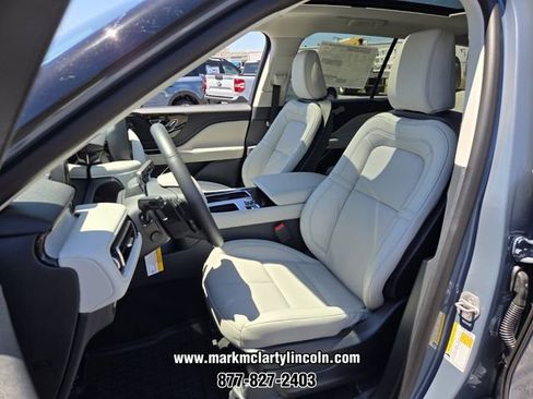 New 2026 Lincoln Aviator Reserve AWD/4WD image 5