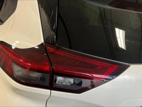 Certified 2023 Nissan Rogue SL w/ SL Premium Package image 34