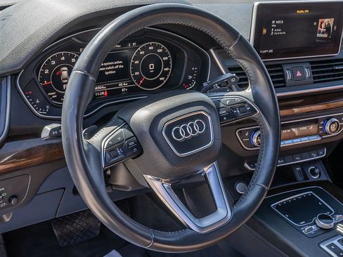 Used 2020 Audi Q5 2.0T Premium Plus w/ Premium Plus Package image 24