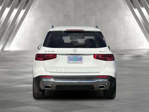 Certified 2026 Mercedes-Benz GLB 250 4MATIC image 5