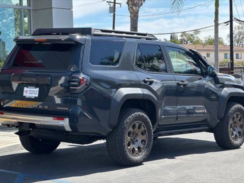 Certified 2025 Toyota 4Runner Trailhunter image 5