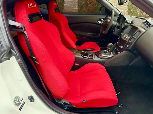 Used 2019 Nissan 370Z NISMO image 47